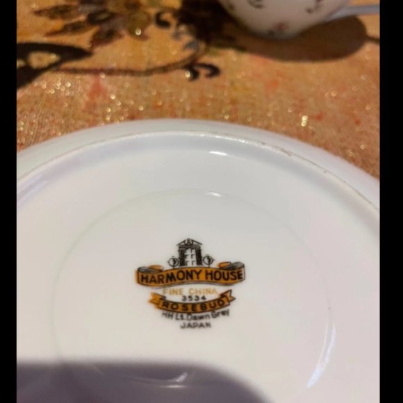 Rosebud by HARMONY HOUSE CHINA Flat Cup & Saucer Set - Picture 3 of 5